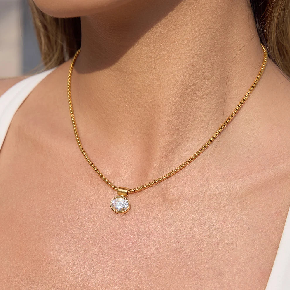 Rolo Bezeled Pendant Necklace