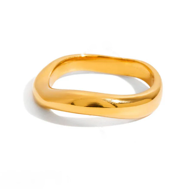 Curved Ring